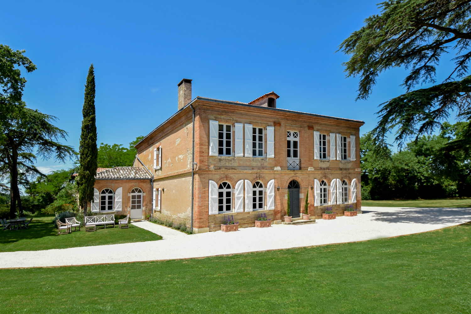 Chateau Les Deux Cygnes