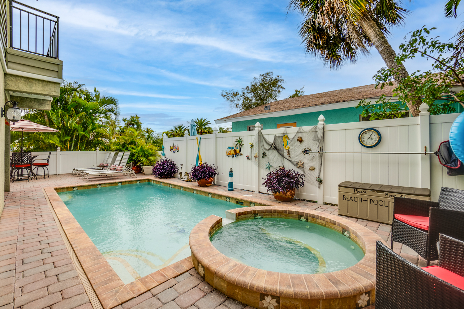 Villa Bottlenose