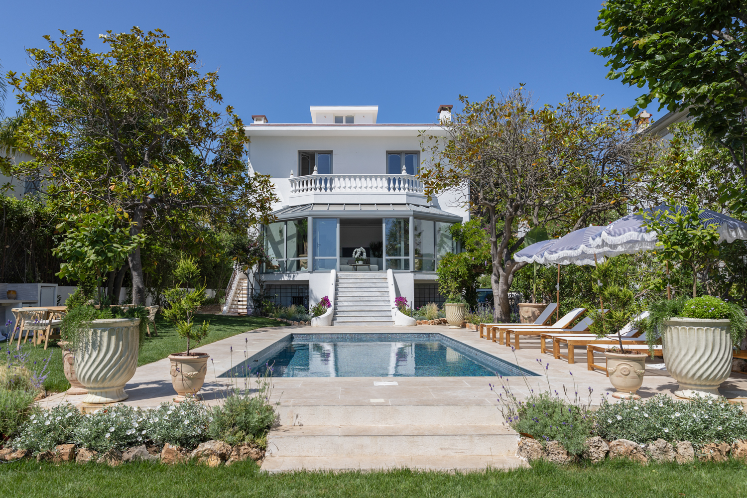 Villa Elegance